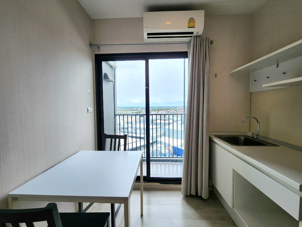 For RentCondoNonthaburi, Bang Yai, Bangbuathong : Status as shown in the cover photo. *Room available. The room is in very new condition. Buy new items ** For rent Plum Central Phase 1 !! Central side view SN490.66