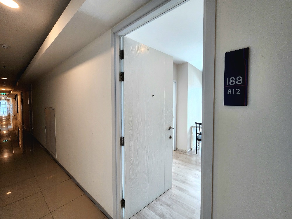 For RentCondoNonthaburi, Bang Yai, Bangbuathong : Status as shown in the cover photo. *Room available. The room is in very new condition. Buy new items ** For rent Plum Central Phase 1 !! Central side view SN490.66