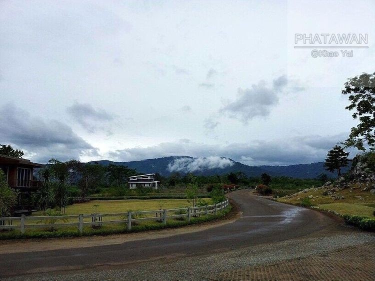 ขายที่ดินปากช่อง เขาใหญ่ : ขายที่ดินจัดสรรแปลงสวย 217ตารางวา โครงการภาตะวัน เขาใหญ่,ถูกสุดในโครงการฯ