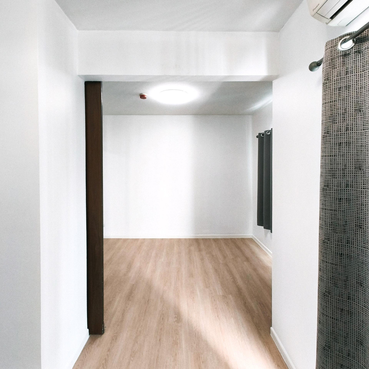 ขายคอนโดพระราม 9 เพชรบุรีตัดใหม่ RCA : มาอยู่คอนโดพระราม9 ในราคาเบาๆกันเถอะ A-Space Asoke Ratchada 