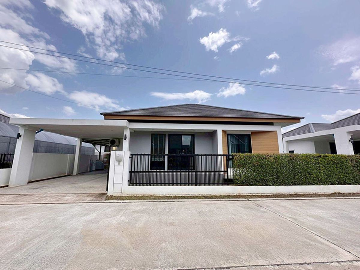For RentHouseChiang Mai : A house for rent near by 5 min to Lanna International School , No.14H740