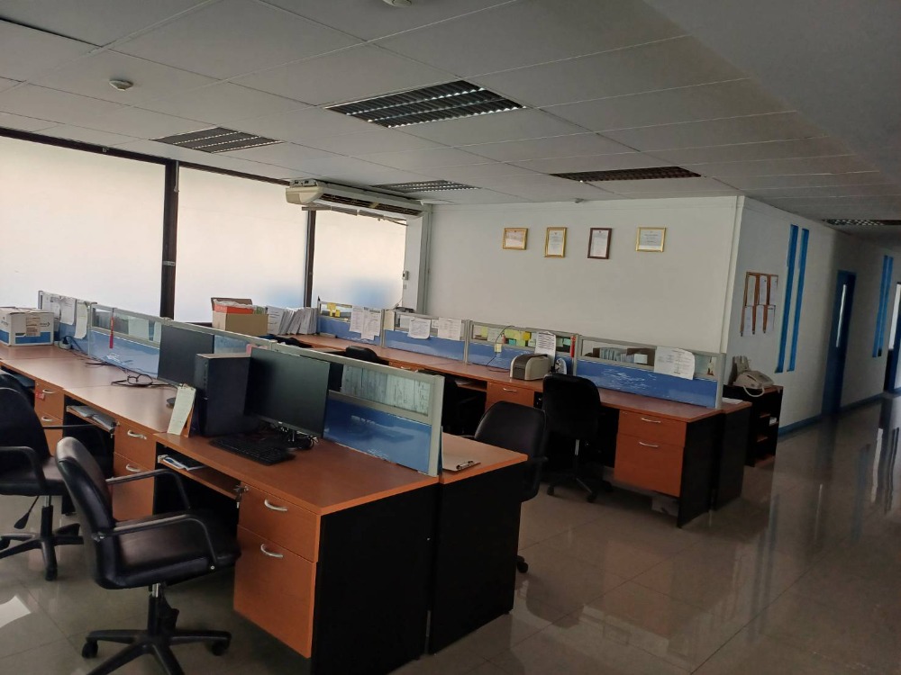 For RentOfficeRama9, Petchburi, RCA : Office for rent Near Mrt Cultural Center, size 400 sq m, good location, good price.