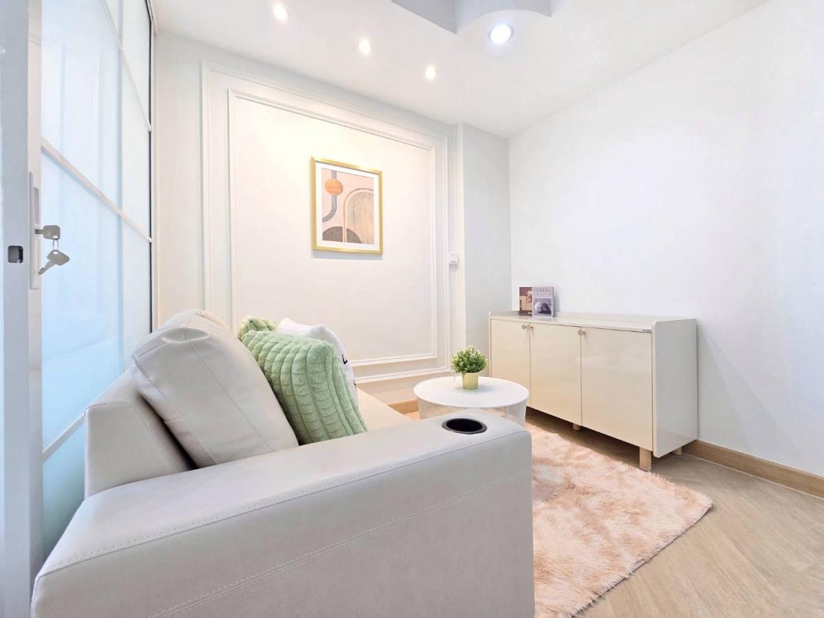 ขายคอนโดโชคชัย4 ลาดพร้าว71 : เลี้ยงสัตว์ได้🐱🐶  ไม่ได้มีมาเยอะ ล้านต้นๆ JW suite โชคชัย4