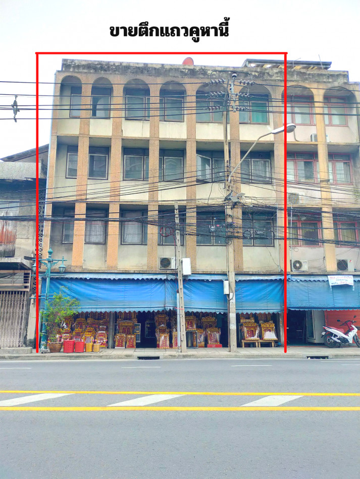 For SaleShop HouseThaphra, Talat Phlu, Wutthakat : 4-story commercial building for sale with rooftop, next to Terd Thai Road, near Bang Yi Ruea Police Station. Suitable for doing business.