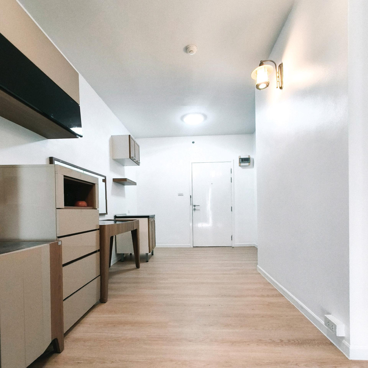 ขายคอนโดพระราม 9 เพชรบุรีตัดใหม่ RCA : มาอยู่คอนโดพระราม9 ในราคาเบาๆกันเถอะ A-Space Asoke Ratchada 