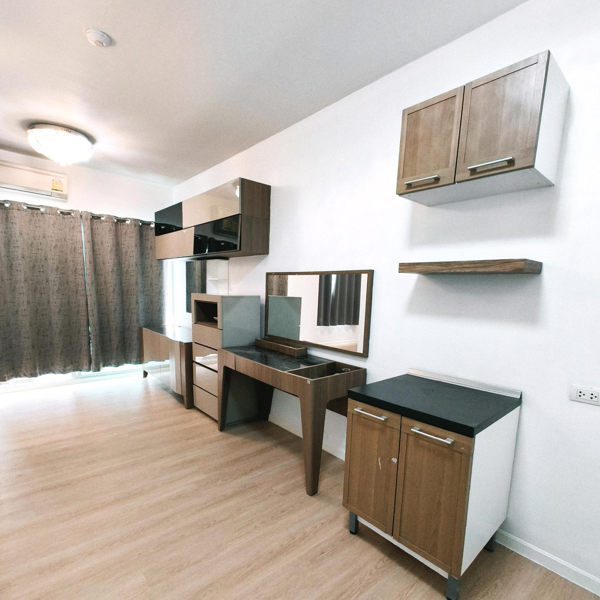 ขายคอนโดพระราม 9 เพชรบุรีตัดใหม่ RCA : มาอยู่คอนโดพระราม9 ในราคาเบาๆกันเถอะ A-Space Asoke Ratchada 