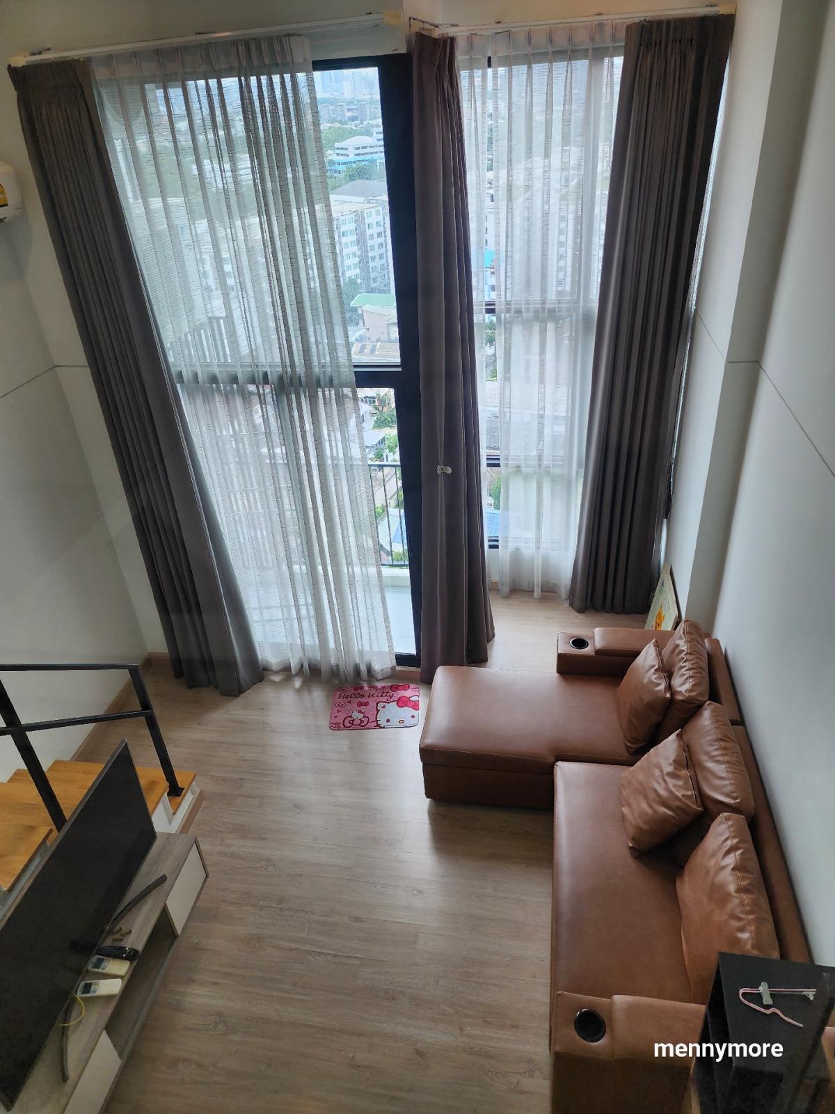 ให้เช่าคอนโดรัตนาธิเบศร์ สนามบินน้ำ พระนั่งเกล้า : Knightsbridge Duplex Tiwanon ใกล้ MRT กระทรวงสาธารณสุข 30 เมตรเท่านั้นห้องสวย กั้นชั้นบน โซฟาใหม่เฟอร์นิเจอร์ครบ เครื่องใช้ไฟฟ้าครบครัน นัดชมและจองไว้ก่อนได้ค่ะ ห้องดูเพล็กซ์ที่นี่ไปไวมากค่ะวิวกระ