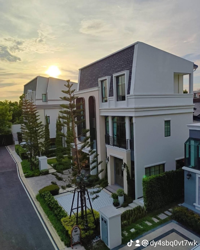 ขายบ้านวิภาวดี ดอนเมือง หลักสี่ : ขายขาดทุน บ้านเดี่ยว 3 ชั้น 4 ห้องนอน โครงการเดอะแกรนด์ วิภาวดี 60 บ้านสวยพร้อมอยู่ บ้านตัวอย่างตรงข้ามสวนส่วนกลาง (Gant-187)