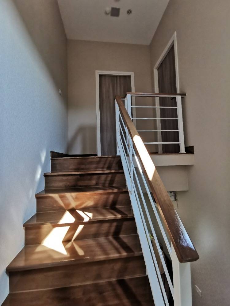 For SaleTownhomePattanakan, Srinakarin : Townhome for sale, 3.5 floors, Patio Pattanakarn 38 (N.1057)