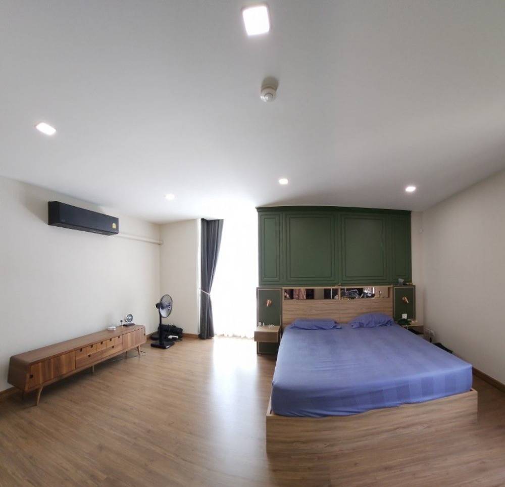 For SaleTownhomePattanakan, Srinakarin : Townhome for sale, 3.5 floors, Patio Pattanakarn 38 (N.1057)