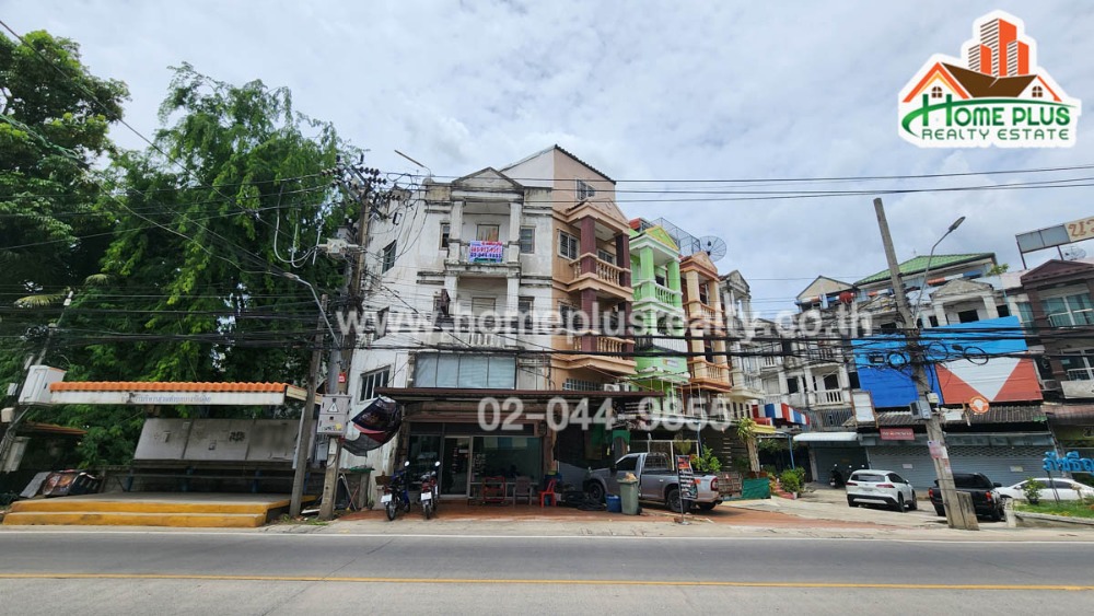 ขายอาคารพาณิชย์นนทบุรี บางใหญ่ บางบัวทอง : อาคารพาณิชย์ 3 ชั้นครึ่ง ใกล้รถไฟฟ้าMRTบางรักน้อย-ท่าอิฐ