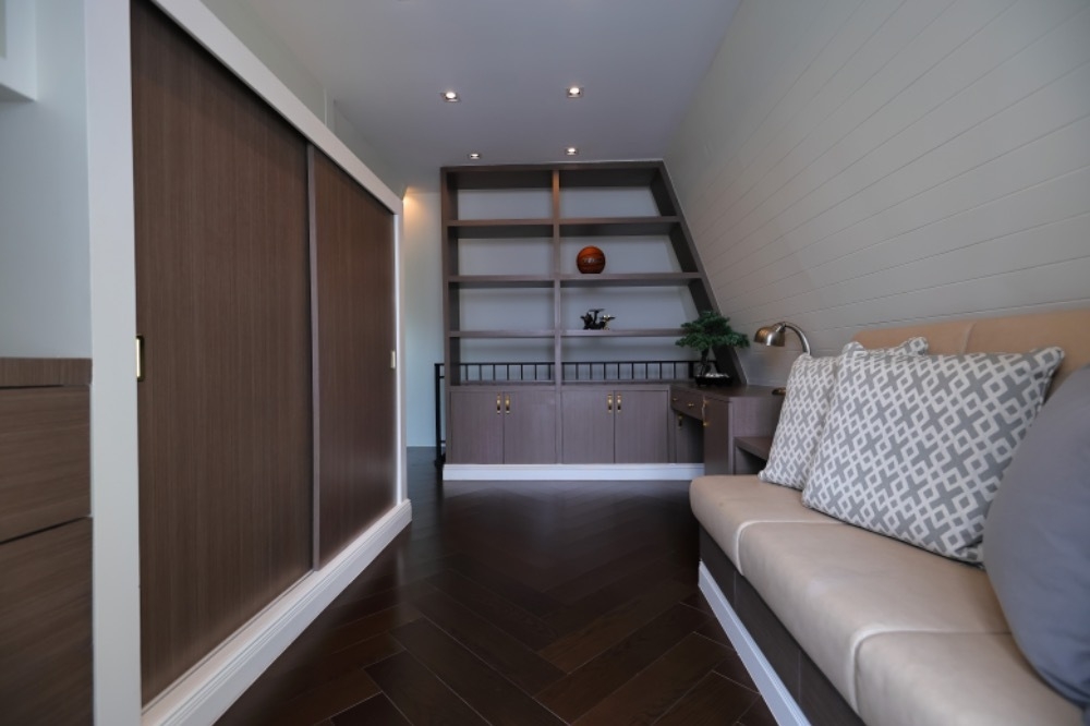 For SaleHouseSukhumvit, Asoke, Thonglor : S-HKMI101 for sale, detached house, Soi Ekkamai 22, 3 floors, size 49.9 sq m, usable area 500 sq m, 4 bedrooms, 5 bathrooms, 70 million 064-959-8900