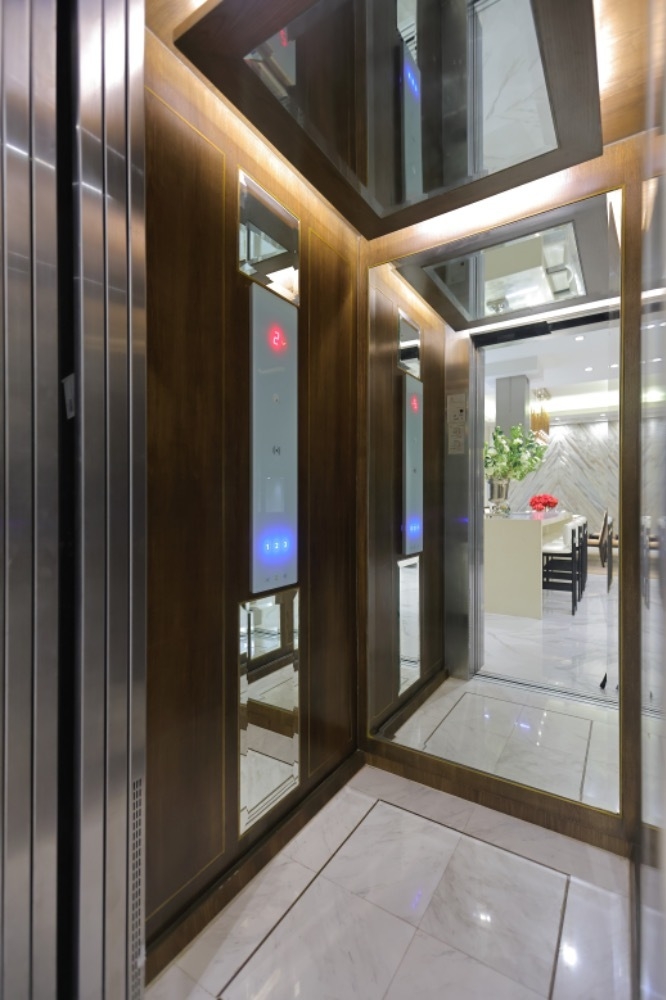 For SaleHouseSukhumvit, Asoke, Thonglor : S-HKMI101 for sale, detached house, Soi Ekkamai 22, 3 floors, size 49.9 sq m, usable area 500 sq m, 4 bedrooms, 5 bathrooms, 70 million 064-959-8900