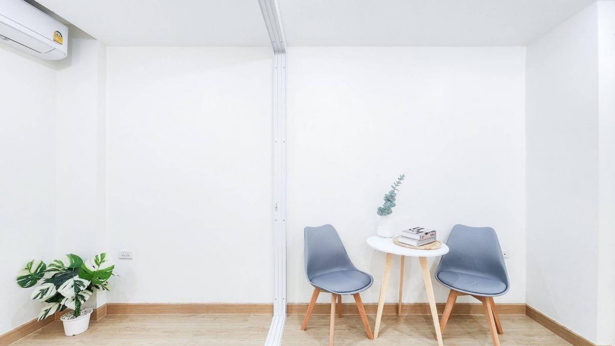 ขายคอนโดพระราม 9 เพชรบุรีตัดใหม่ RCA : ❤ โครงการ I-House RCA ❤ คอนโดพระราม 9 ชั้นสูง วิวโล่ง ทำเลดีขนาดนี้ ไม่ได้มาบ่อยๆนะ