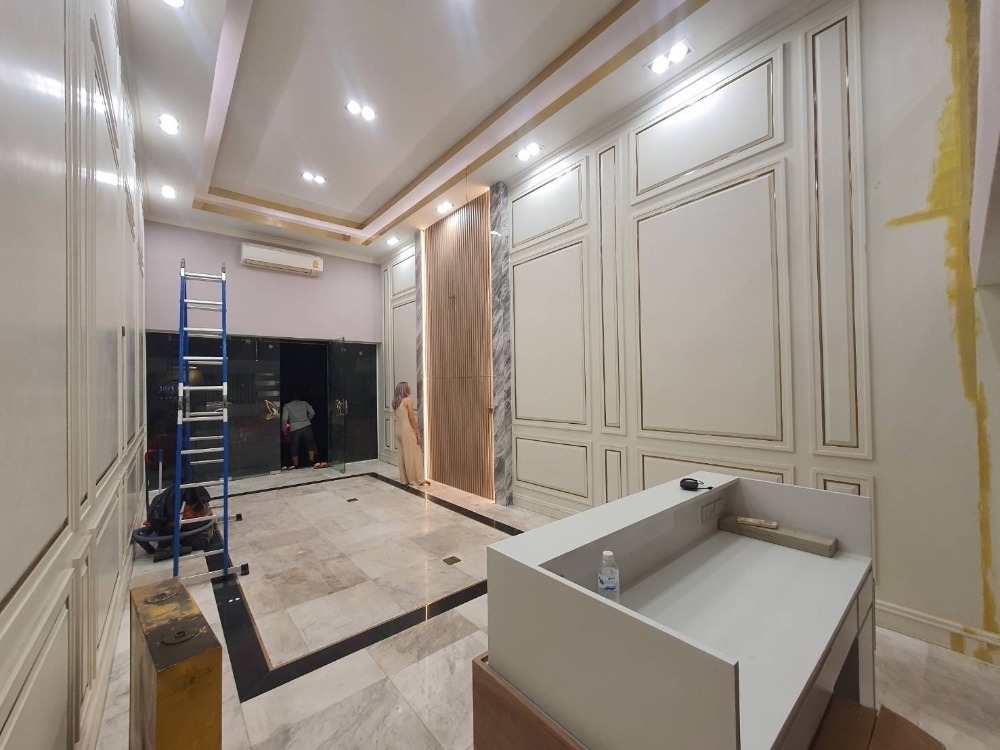 ขายอาคารพาณิชย์สุขุมวิท อโศก ทองหล่อ : S-OSKW101 ขาย อาคารพาณิชย์ ติดBTSเอกมัย 5.5ชั้น ขนาด 16 ตร.ว. พื้นที่ใช้สอย260ตร.ม 4นอน 3น้ำ 38.55ล้าน 064-959-8900