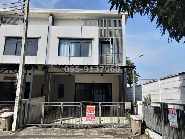 ขายทาวน์โฮมลาดกระบัง สุวรรณภูมิ : ขาย ทาวน์โฮม สตอรี่ส์ อ่อนนุช-วงแหวน เขต ประเวศ กรุงเทพ