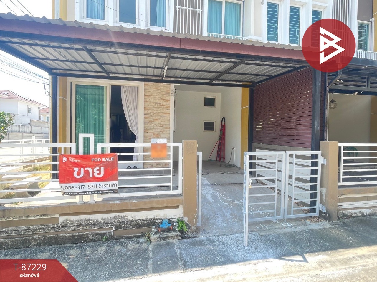 ขายทาวน์โฮมสมุทรปราการ สำโรง : ขายทาวน์เฮ้าส์ 2 ชั้น หมู่บ้านโกลเด้นทาวน์ บางนา-กิ่งแก้ว สมุทรปราการ