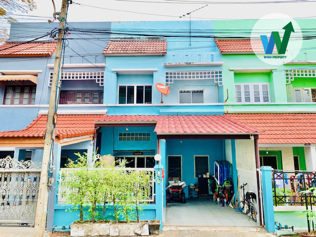 For SaleTownhomePathum Thani,Rangsit, Thammasat : House for sale, Chomfa Rangsit Village, 4 bedrooms, built-in kitchen, additions, ready to move in. Near Future Park, North Bangkok, Eastern Asia