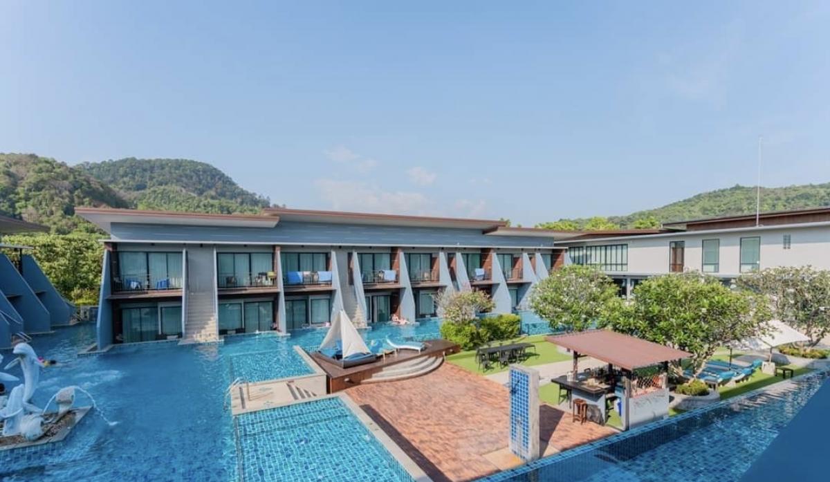 ขายกิจการโรงแรม & กิจการอพาร์ตเมนต์กระบี่ : 📢👇ขายกิจการโรงแรมหรู ในจังหวัด กระบี่ แหล่งท่องเที่ยว ติดอันดับในประเทศไทย ตั้งอยู่บนเนื้อที่ 9 ไร่ ห้องพัก 52 ห้องยังดำเนินกิจการอยู่ ลูกค้าจองเต็มตลอด