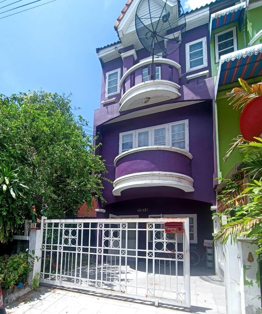 ขายทาวน์โฮมบางแค เพชรเกษม : ขายทาวน์เ ม.บ้านพงษ์ศิริชัย 4 ซอยเพชรเกษม 81ฮ้า 3 ชั้น