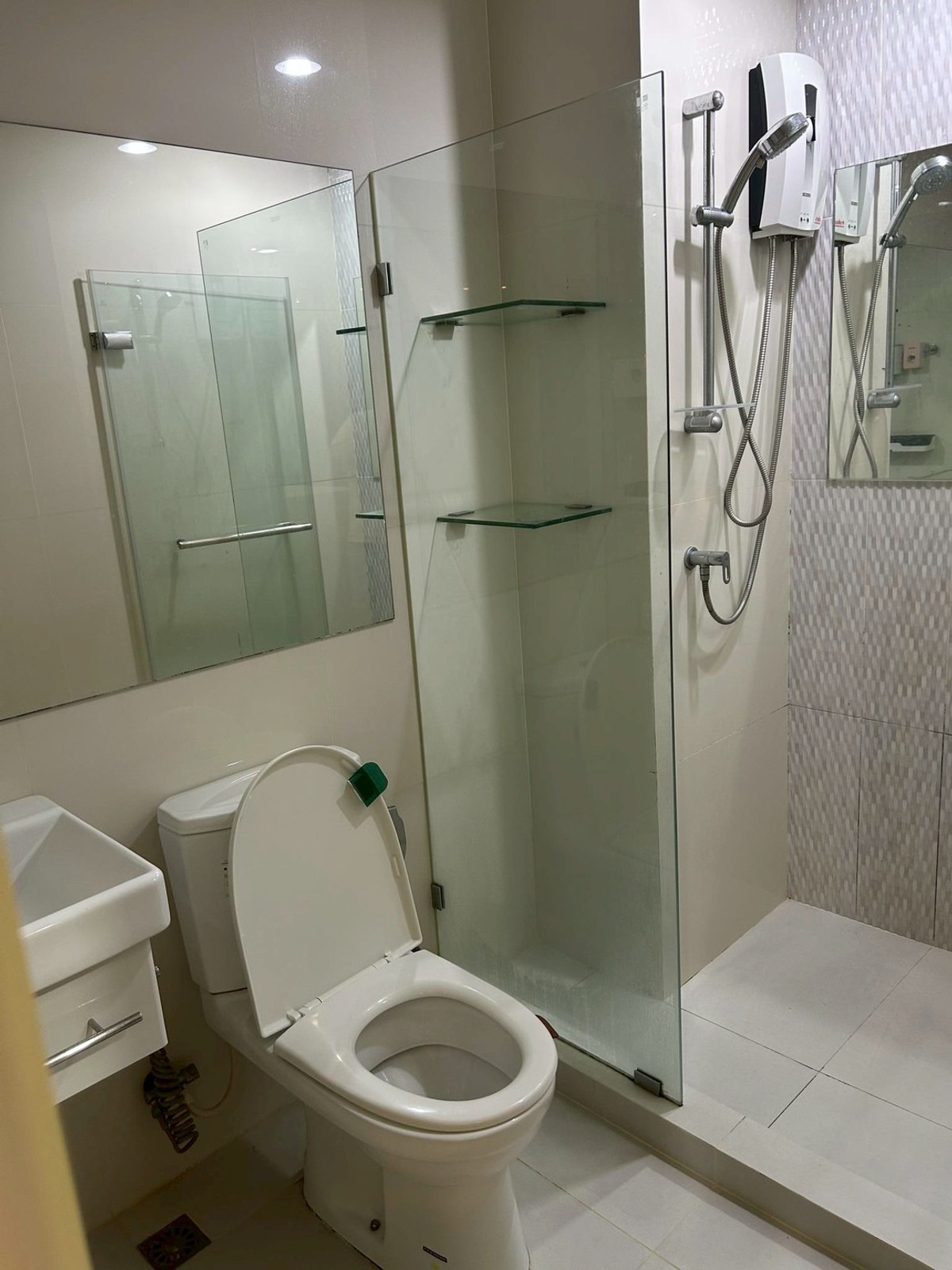 ขายคอนโดปิ่นเกล้า จรัญสนิทวงศ์ : ✨ขาย คอนโด 35ตรม mrt บางยี่ขัน ✨ ขายเพียง 2.95ล้านบาท ✨ 🚆 ไลฟ์ ปิ่นเกล้า🔥