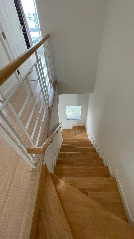 ให้เช่าทาวน์โฮมนวมินทร์ รามอินทรา : ให้เช่า ทาวน์โฮม 2 ชั้น หลังมุม พร้อมอยู่ โครงการเบล็ส วิลล์ รามอินทรา-พระยาสุเรนทร์ 25