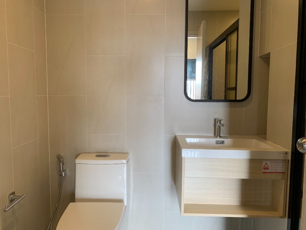 For RentCondoRamkhamhaeng, Hua Mak : Condo for rent Metris Rama 9-Ramkhamheang *near Airport Link Ramkhamhaeng Station*