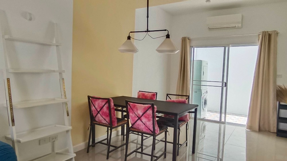 ขายทาวน์โฮมมีนบุรี-ร่มเกล้า : เดอะ คอนเนค รามอินทรา-มีนบุรี 2 ทาวน์โฮมติดถนนใหญ่ เดินทางสะดวก