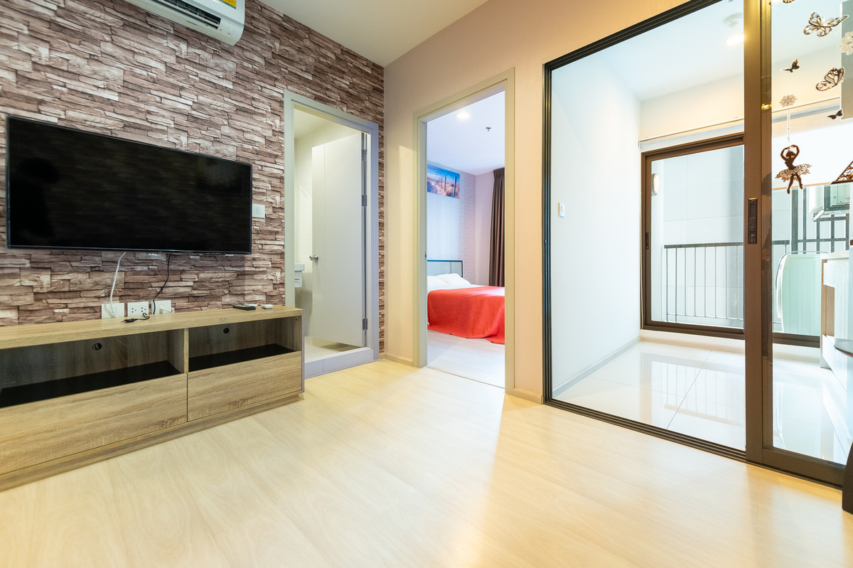 For RentCondoOnnut, Udomsuk : Condo for rent, Life Sukhumvit 48, near BTS Phra Khanong 600 meters.