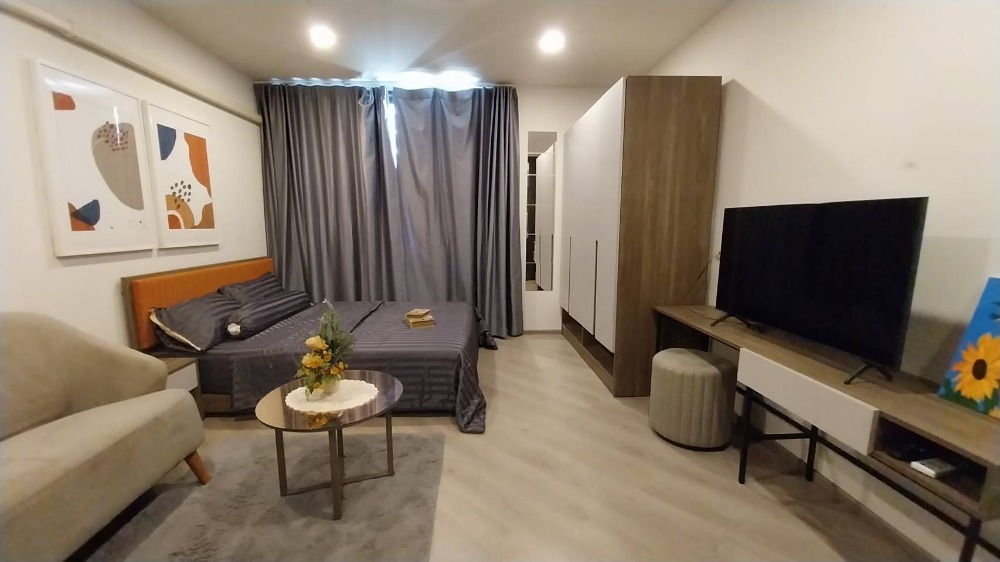 For RentCondoVipawadee, Don Mueang, Lak Si : 👉Rent quickly before the room disappears. 👉Let me tell you, it's very hot, next to BTS Sai Yut, 13,000 baht, the room is bigger than anywhere else.