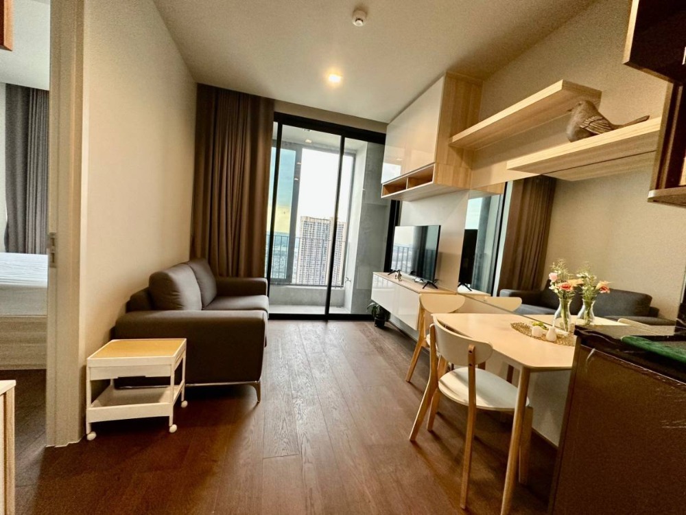 ให้เช่าคอนโดสุขุมวิท อโศก ทองหล่อ : High Floor // Ideo Q Sukhumvit 36 1bed 30 Sqm Fullyfurnish 26,000-