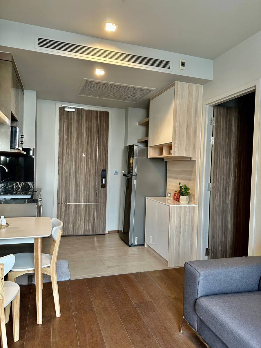 ให้เช่าคอนโดสุขุมวิท อโศก ทองหล่อ : High Floor // Ideo Q Sukhumvit 36 1bed 30 Sqm Fullyfurnish 25,000-