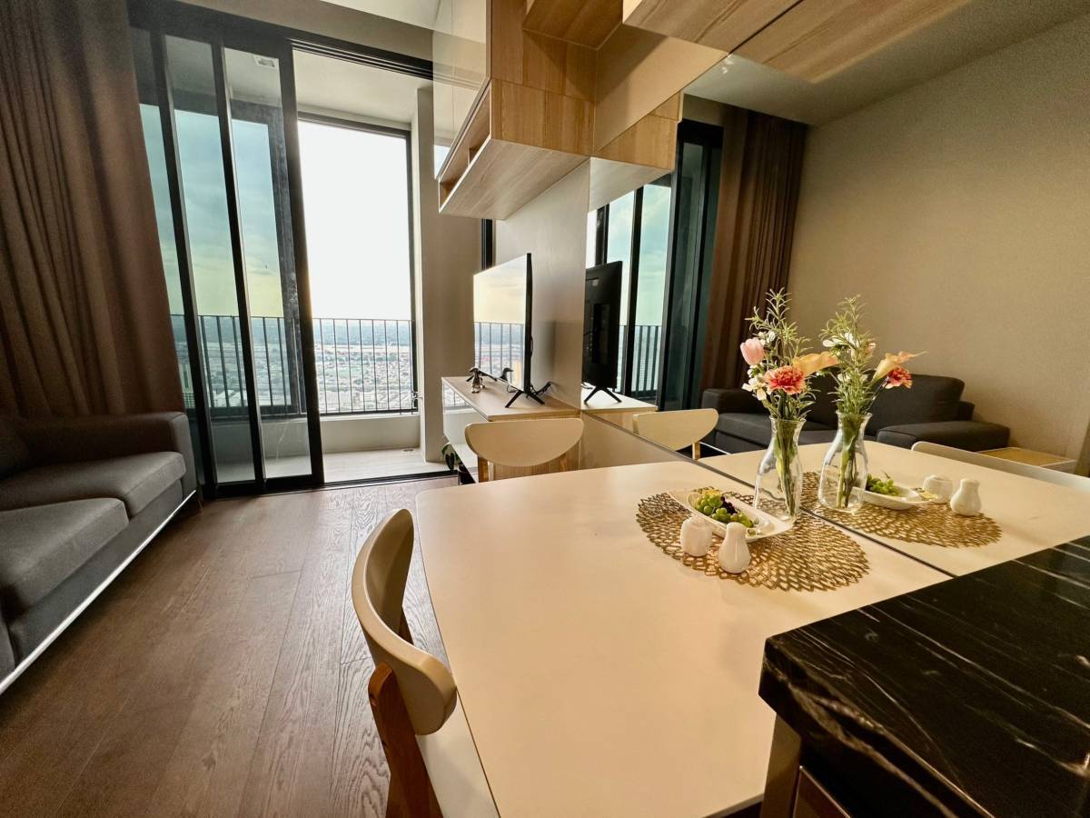 ให้เช่าคอนโดสุขุมวิท อโศก ทองหล่อ : High Floor // Ideo Q Sukhumvit 36 1bed 30 Sqm Fullyfurnish 25,000-