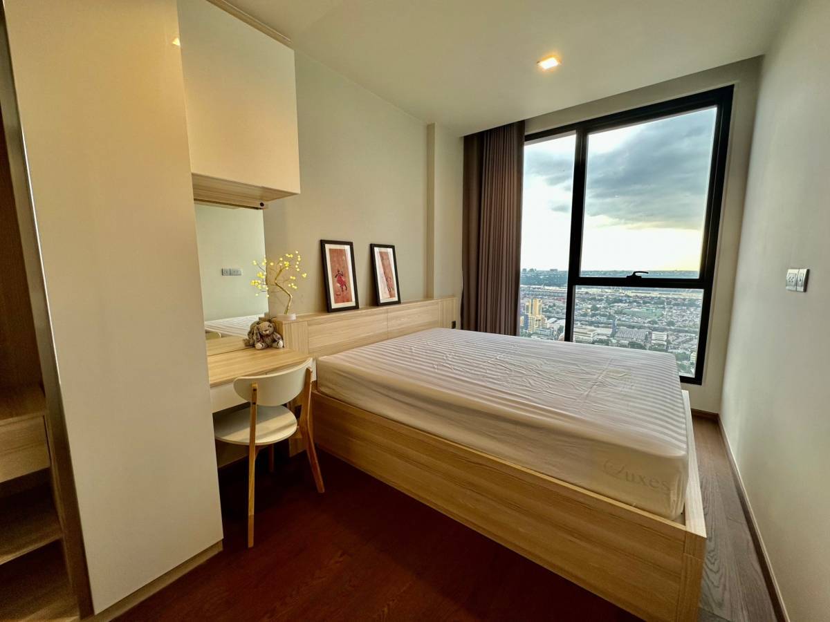 ให้เช่าคอนโดสุขุมวิท อโศก ทองหล่อ : High Floor // Ideo Q Sukhumvit 36 1bed 30 Sqm Fullyfurnish 25,000-