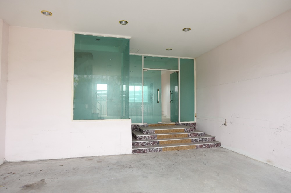 For SaleHome OfficeNawamin, Ramindra : Home office for sale, The New York City, Watcharapol - Orn-Ngern, near Kanchanaphisek Road