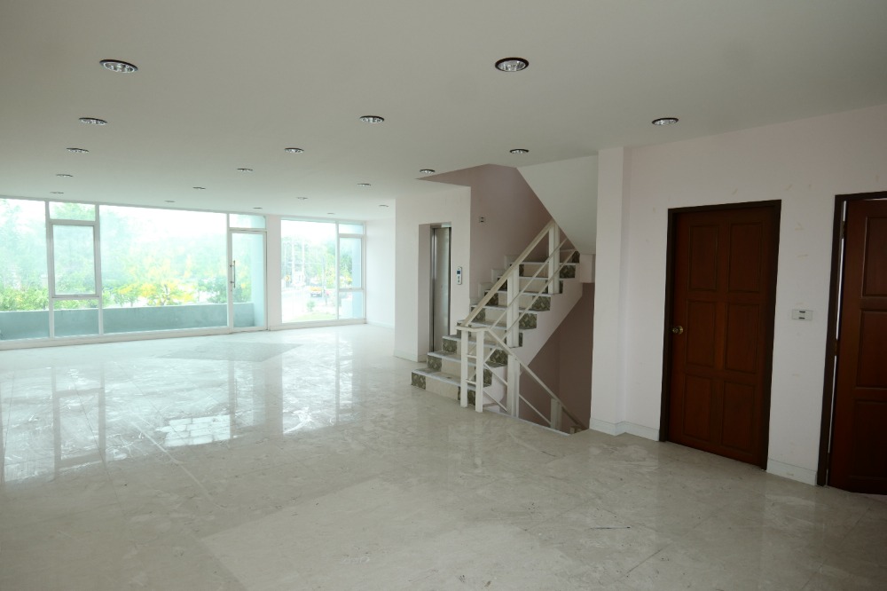 For SaleHome OfficeNawamin, Ramindra : Home office for sale, The New York City, Watcharapol - Orn-Ngern, near Kanchanaphisek Road