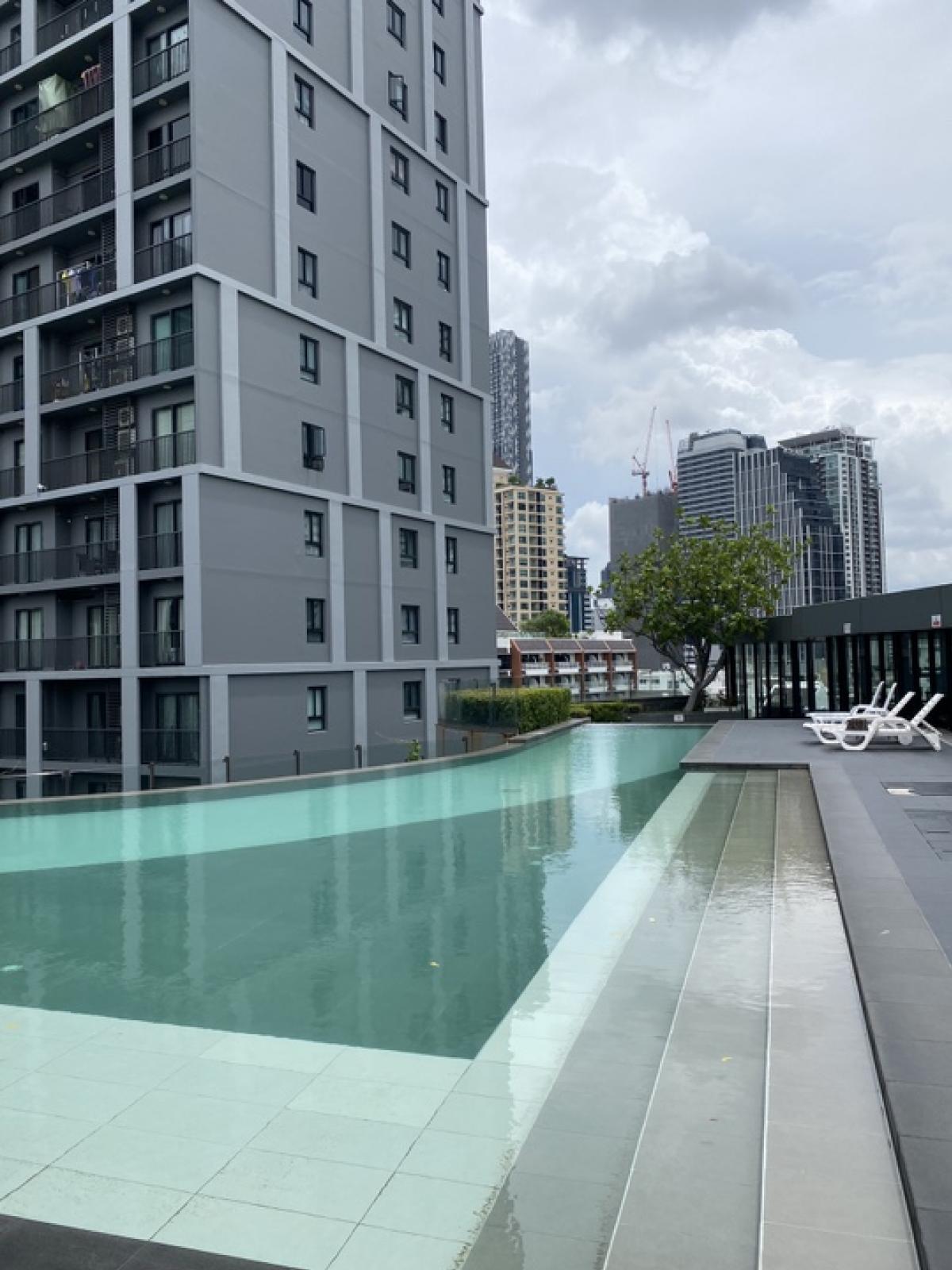 ให้เช่าคอนโดสาทร นราธิวาส : 15th floor Studio room for rent @ The seed mingle Sathorn 3