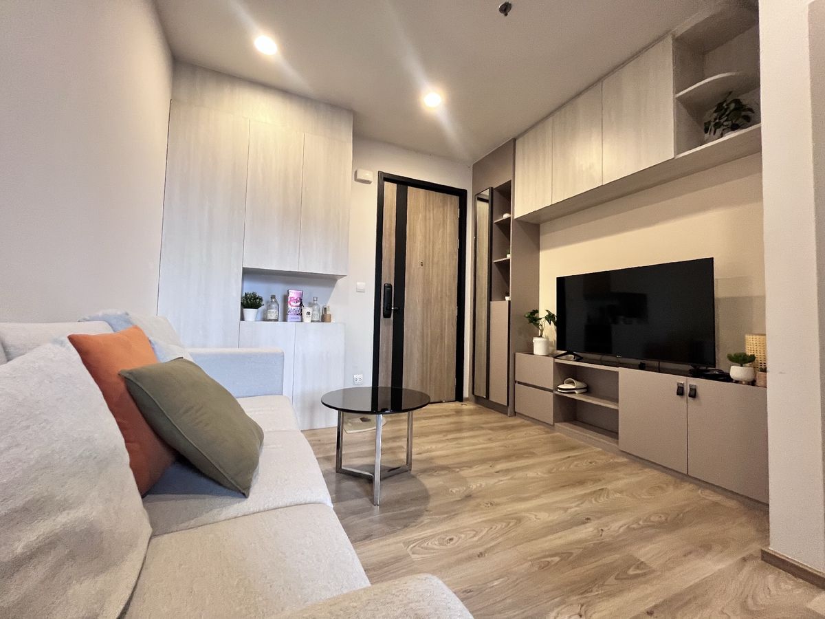 For RentCondoSukhumvit, Asoke, Thonglor : ⭐️High floor, Chao Phraya view, Sold out super fast, OKA HAUS, 1 bedroom, 1 bathroom (with bathtub)⭐️