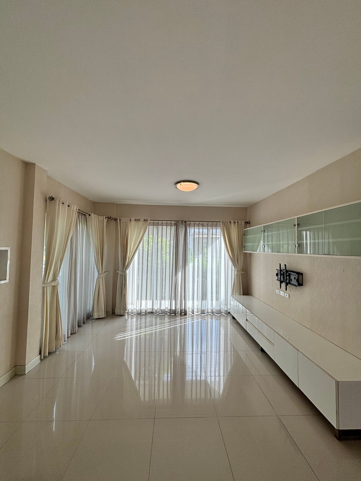 ขายบ้านลาดกระบัง สุวรรณภูมิ : ปรับราคา!! Life bangkok boulevard wongwaen-onnut บ้านเดี่ยวสุดยอดทำเลย่านบางนา วงแหวนอ่อนนุช