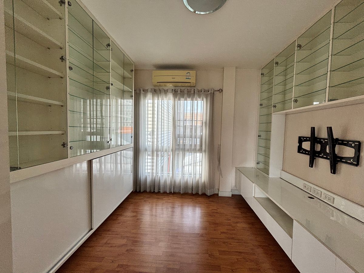 ขายบ้านลาดกระบัง สุวรรณภูมิ : ปรับราคา!! Life bangkok boulevard wongwaen-onnut บ้านเดี่ยวสุดยอดทำเลย่านบางนา วงแหวนอ่อนนุช