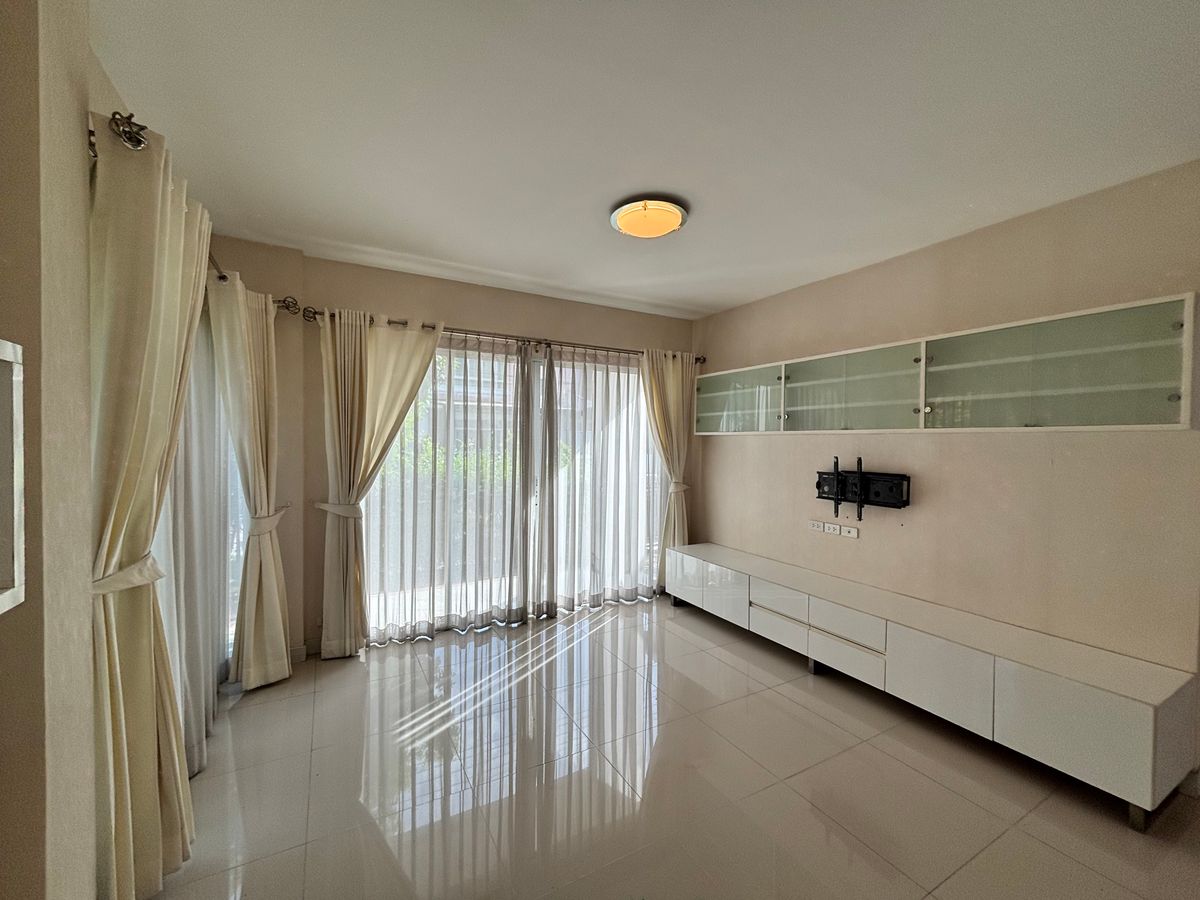 ขายบ้านลาดกระบัง สุวรรณภูมิ : ปรับราคา!! Life bangkok boulevard wongwaen-onnut บ้านเดี่ยวสุดยอดทำเลย่านบางนา วงแหวนอ่อนนุช