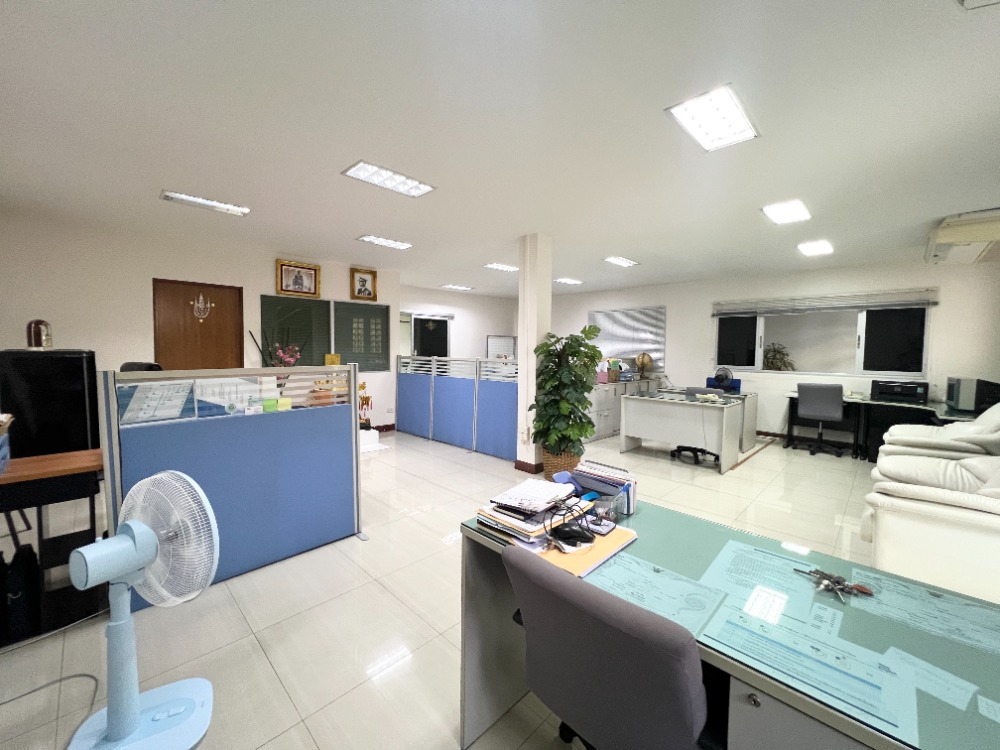 ให้เช่าสำนักงานพระราม 3 สาธุประดิษฐ์ : ออฟฟิศ อาคารพาณิชย์ ให้เช่า ซอยสาธุประดิษฐ์ 19 แยก 1 (ซอยวัดโพธิ์แมน) พร้อมเฟอร์นิเจอร์ อุปกรณ์สำนักงาน