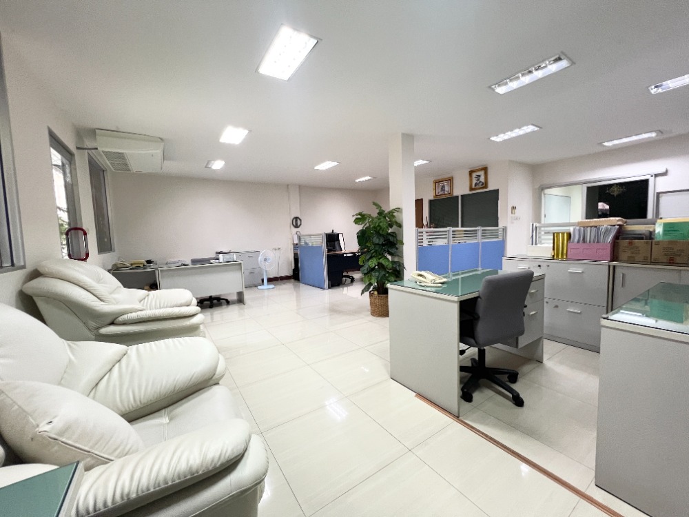 ให้เช่าสำนักงานพระราม 3 สาธุประดิษฐ์ : ออฟฟิศ อาคารพาณิชย์ ให้เช่า ซอยสาธุประดิษฐ์ 19 แยก 1 (ซอยวัดโพธิ์แมน) พร้อมเฟอร์นิเจอร์ อุปกรณ์สำนักงาน