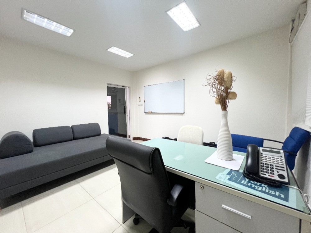 ให้เช่าสำนักงานพระราม 3 สาธุประดิษฐ์ : ออฟฟิศ อาคารพาณิชย์ ให้เช่า ซอยสาธุประดิษฐ์ 19 แยก 1 (ซอยวัดโพธิ์แมน) พร้อมเฟอร์นิเจอร์ อุปกรณ์สำนักงาน