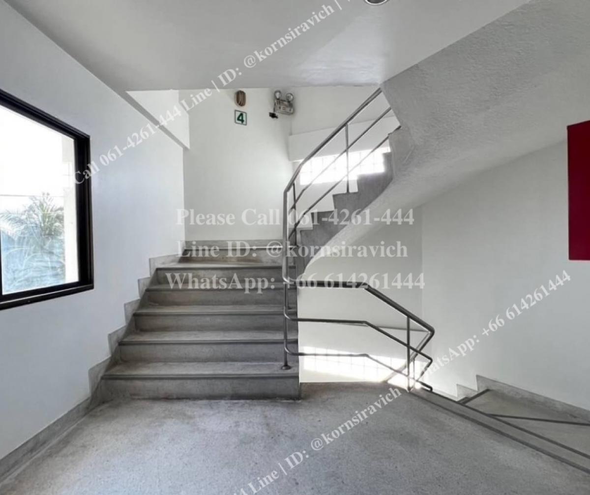 ขายสำนักงานราชเทวี พญาไท : ขาย อาคารสำนักงาน 7 ชั้น มีลิฟต์ ลานจอดรถ 20-25 คัน พื้นที่ใช้สอยรวม 2,000 ตารางเมตร ซื้อเอาไปทำ โรงพยาบาล, โรงเรียน, รีโนเวททำออฟฟิศ, คลินิก และอื่นๆ ทำเล ซอย พหลโยธิน 14 เขตพญาไท