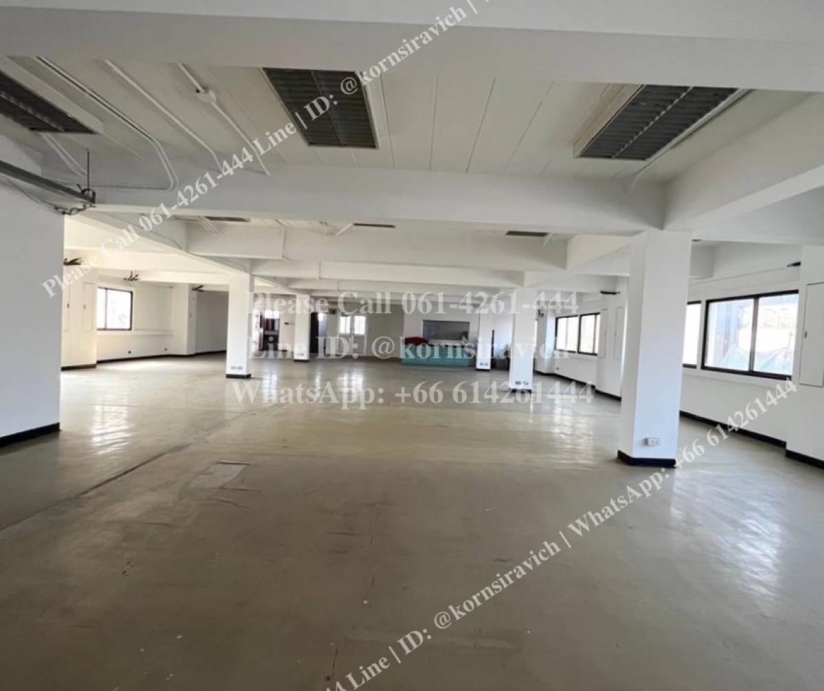 ขายสำนักงานราชเทวี พญาไท : ขาย อาคารสำนักงาน 7 ชั้น มีลิฟต์ ลานจอดรถ 20-25 คัน พื้นที่ใช้สอยรวม 2,000 ตารางเมตร ซื้อเอาไปทำ โรงพยาบาล, โรงเรียน, รีโนเวททำออฟฟิศ, คลินิก และอื่นๆ ทำเล ซอย พหลโยธิน 14 เขตพญาไท