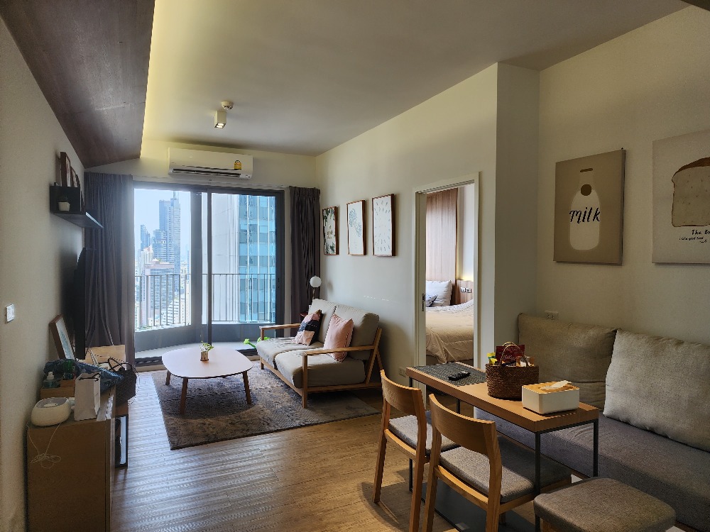 ขายคอนโดสยาม จุฬา สามย่าน : Triple Y Residence【𝐒𝐄𝐋𝐋 & 𝐑𝐄𝐍𝐓】🔥ห้องใหญ่ 2 ห้องนอน แต่งสไตล์โมเดิร์น ทันสมัย เฟอร์/เครื่องครบจบ ใกล้MRTสามย่าน พร้อมเข้าอยู่🔥 ติดต่อไลน์ไอดี: @hacondo