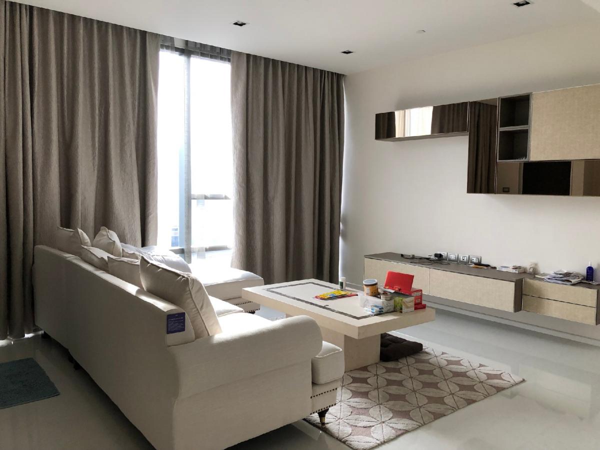 For SaleCondoSathorn, Narathiwat : Luxury condo for sale, next to Surasak BTS, large room, 67 sq m, city view, best price in the project!!!