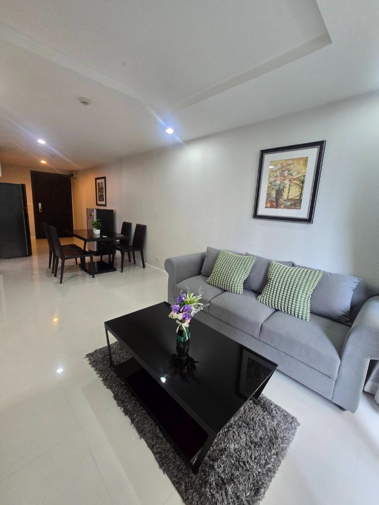 For RentCondoSukhumvit, Asoke, Thonglor : Near BTS Phrom Phong and MRT Asoke.