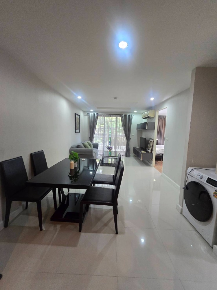 For RentCondoSukhumvit, Asoke, Thonglor : Near BTS Phrom Phong and MRT Asoke.